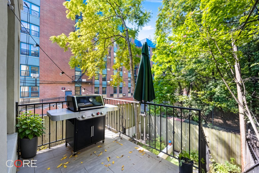 236 Lewis Avenue, Unit TWHS photo 12