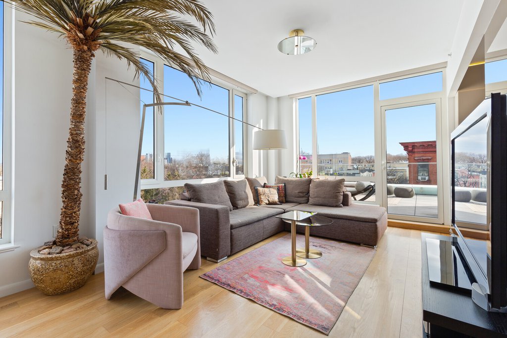 247 Driggs Avenue, Unit PHB photo 2