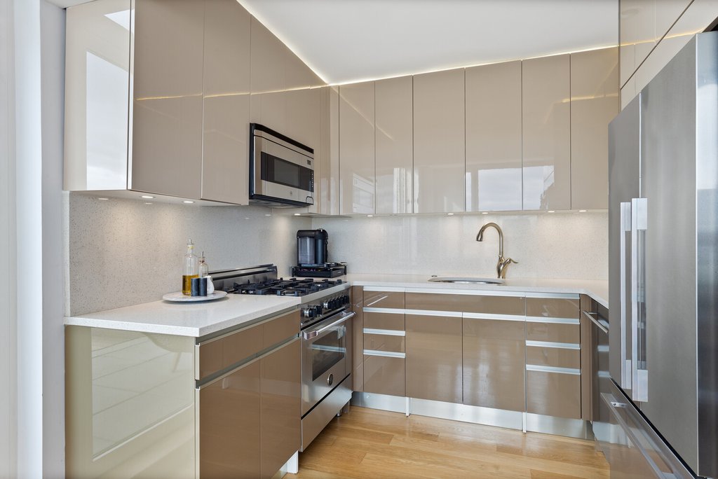 247 Driggs Avenue, Unit PHB photo 8