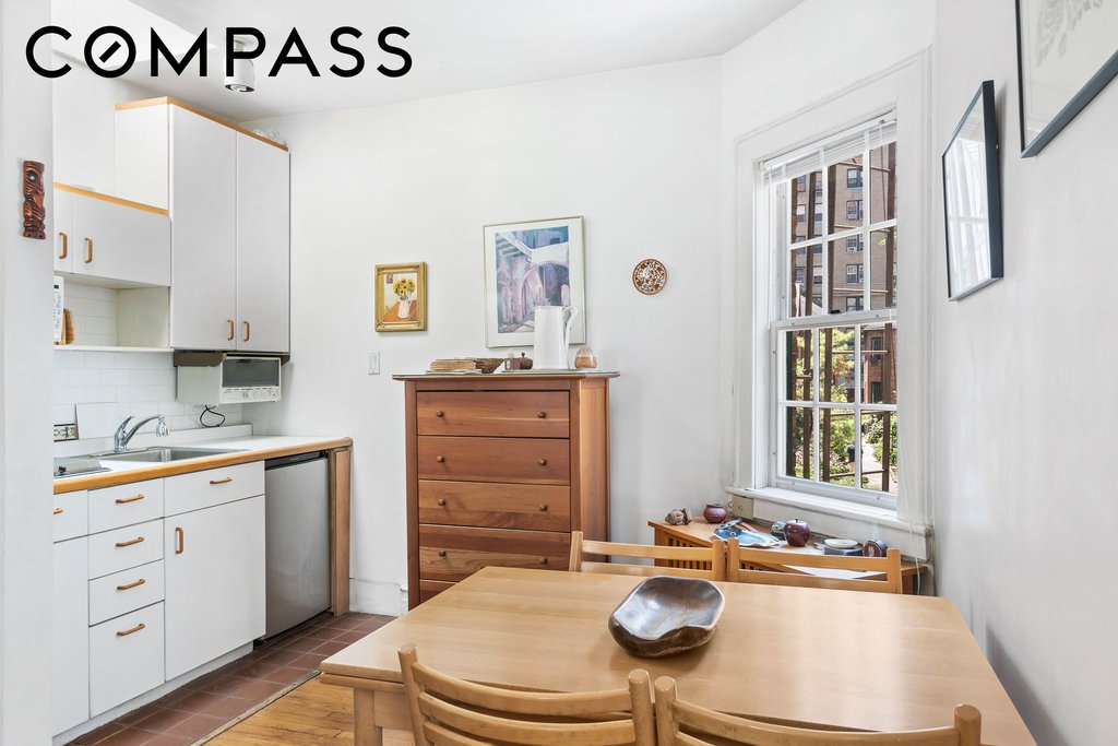 262 West 95th Street, Unit 2/3 photo 11