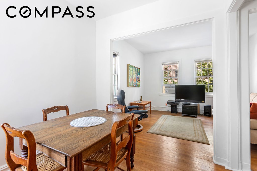 262 West 95th Street, Unit 2 photo 8