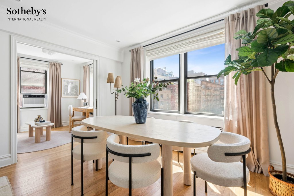 30 East 9th Street, Unit 6NN photo 4