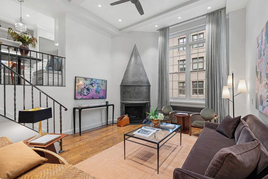 51 Fifth Avenue #15C