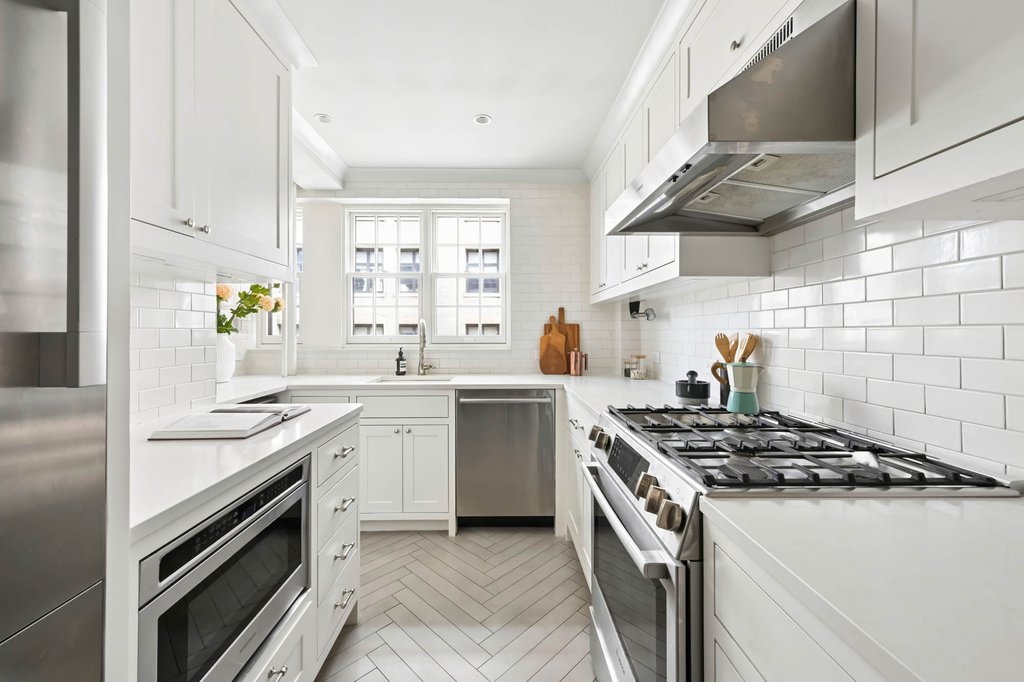 51 Fifth Avenue, Unit 15C photo 5
