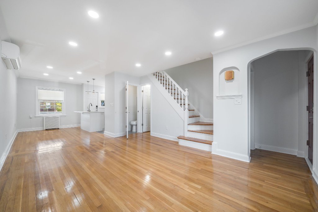 20-17 26th Street – For Sale photo 4