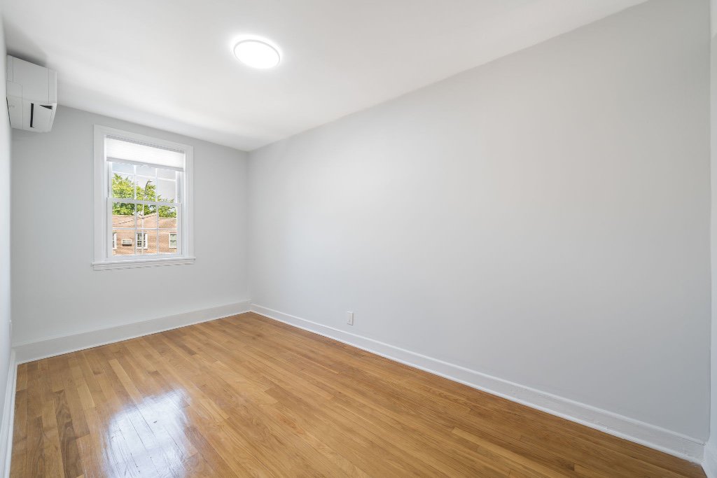 20-17 26th Street – For Sale photo 14