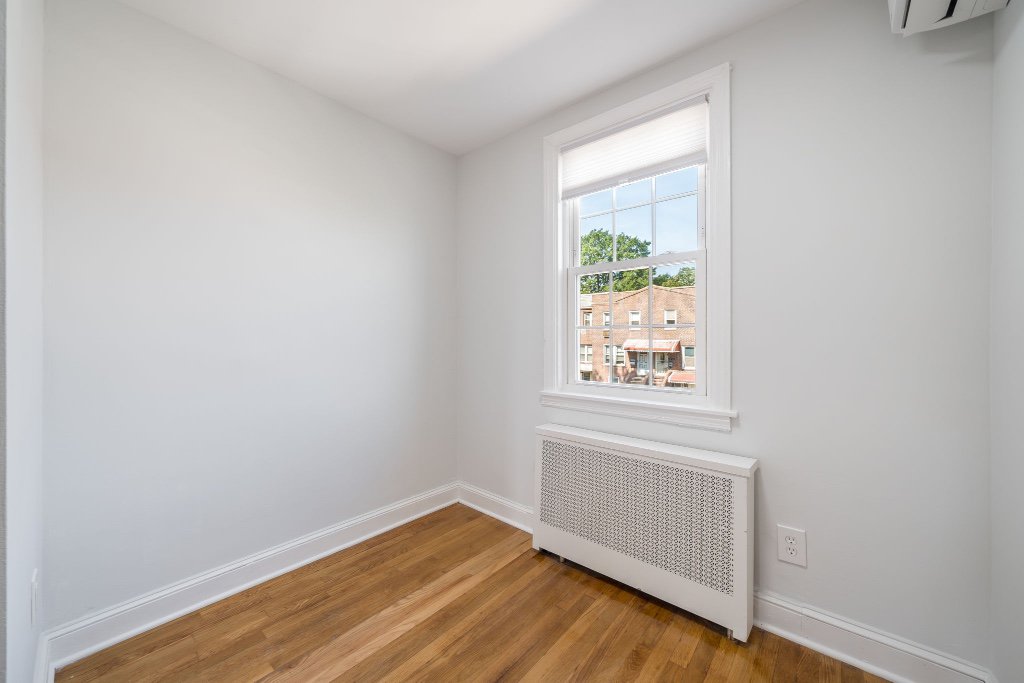 20-17 26th Street – For Sale photo 16