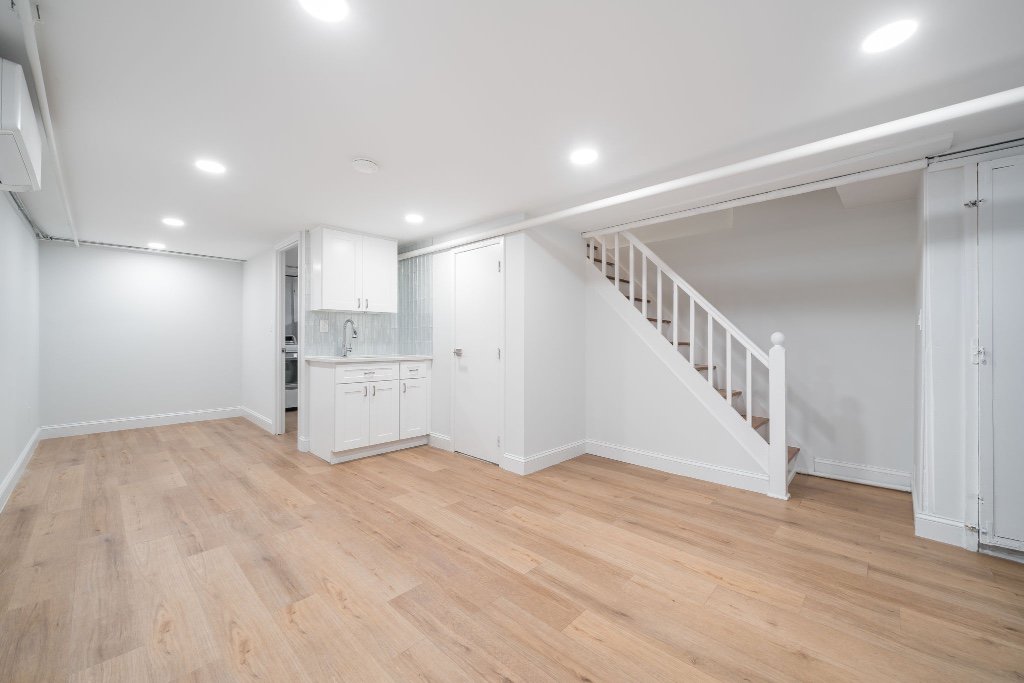 20-17 26th Street – For Sale photo 18