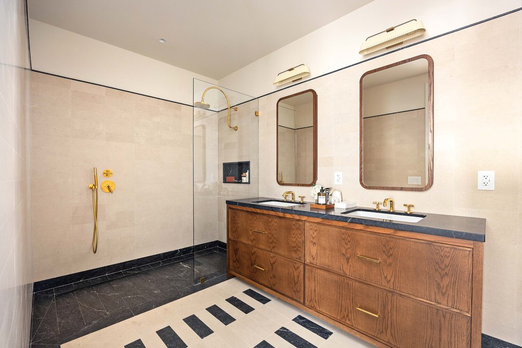 127 Kent Avenue, Unit PH2E photo 6