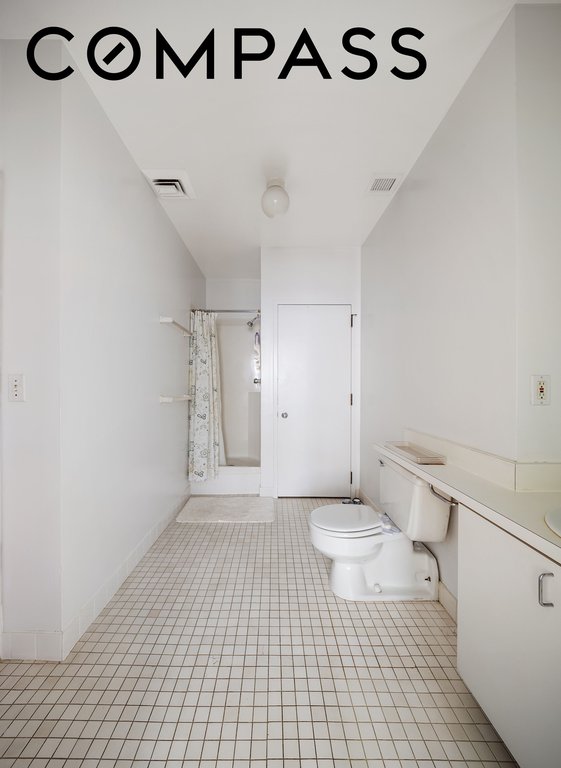 161 West 15th Street, Unit 2G photo 10
