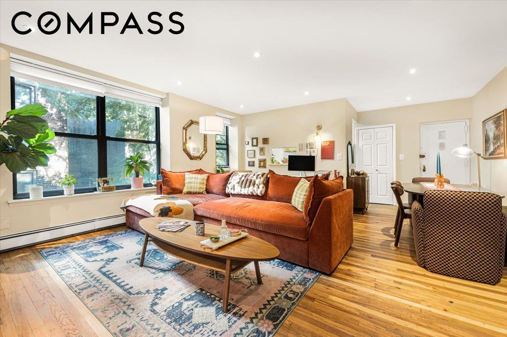 427 Saint Johns Place, Unit 3C
