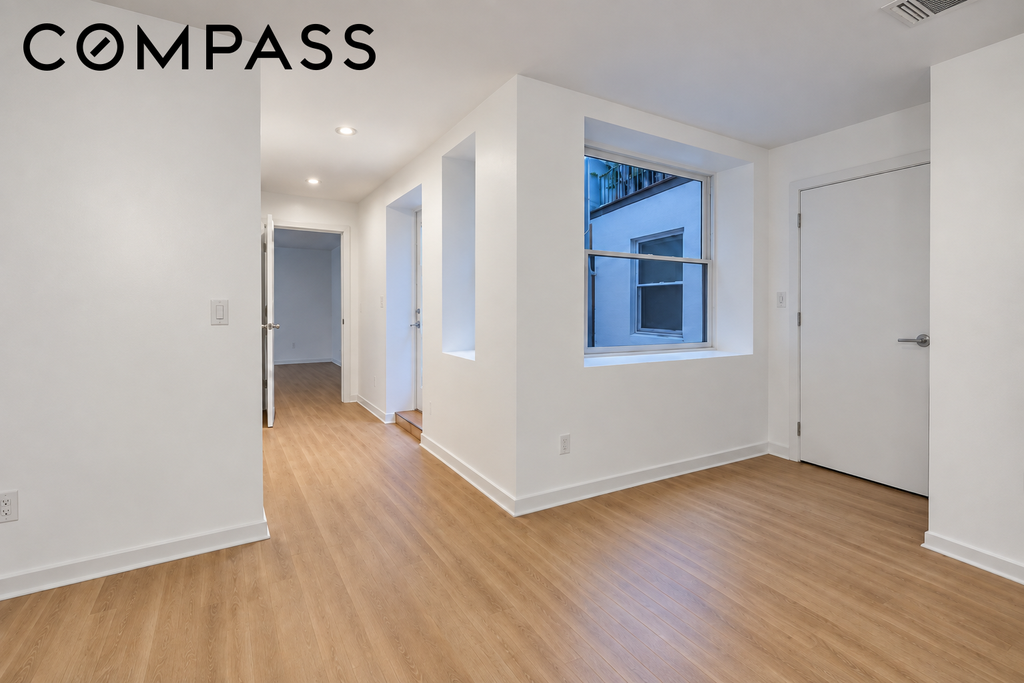 802 Dekalb Avenue, Unit 1B photo 23
