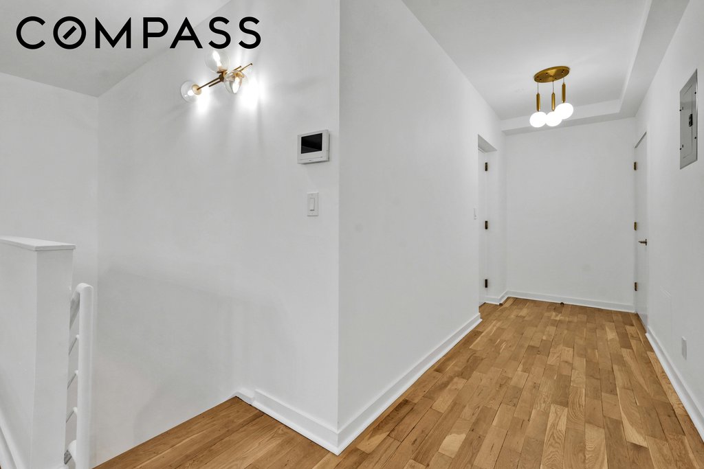 802 Dekalb Avenue, Unit 1B photo 12