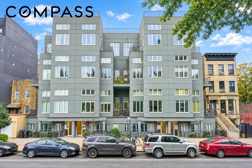 802 Dekalb Avenue, Unit 1B photo 33