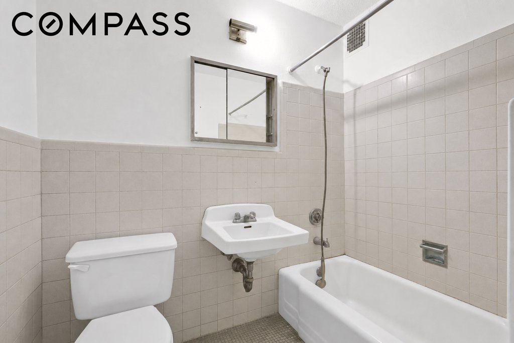 185 Hall Street, Unit 413 photo 15