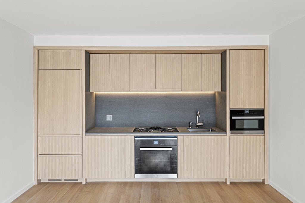 565 Broome Street, Unit N7D