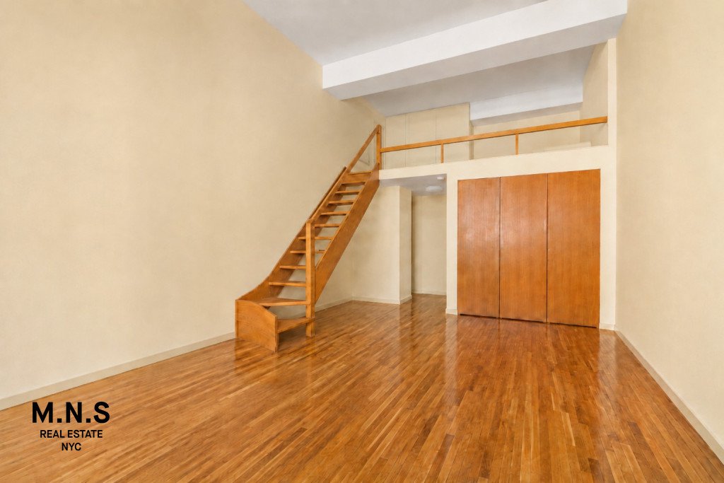 100 West 15th Street, Unit 2B photo 4