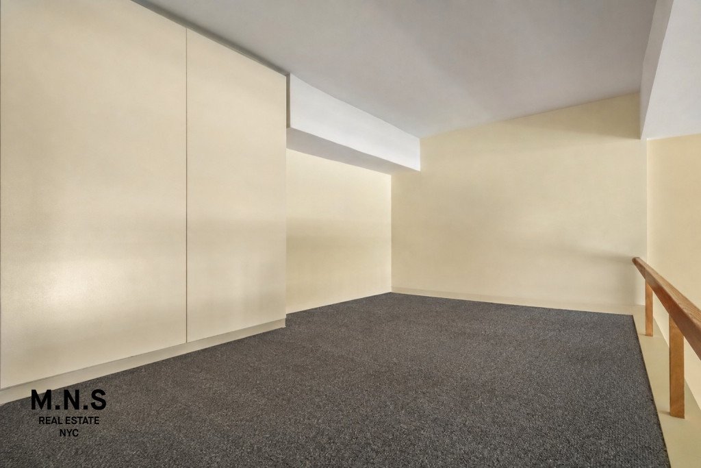 100 West 15th Street, Unit 2B photo 6