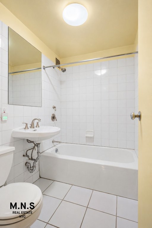 100 West 15th Street, Unit 2B photo 10