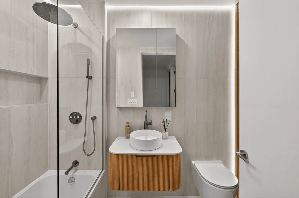 1110 Manhattan Avenue, Unit 6 photo 12