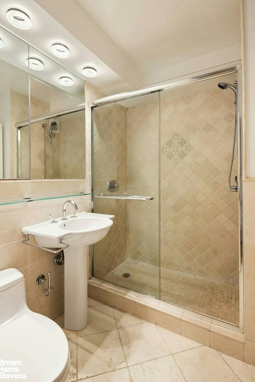 1175 York Avenue, Unit 16J photo 8