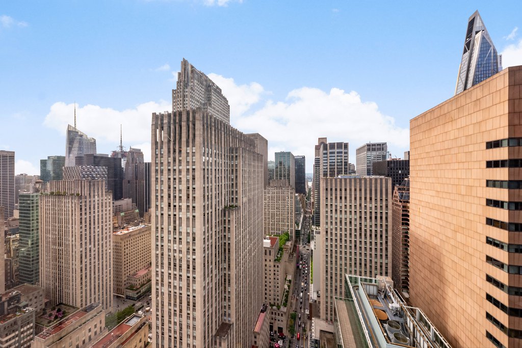 641 Fifth Avenue, Unit 36H photo 6