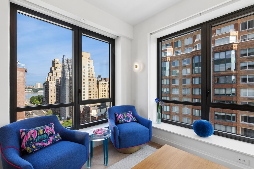 214 West 72nd Street, Unit 12 photo 2