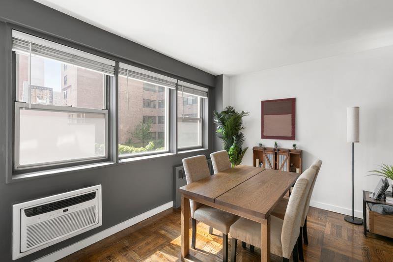 404 East 66th Street, Unit 4C photo 4