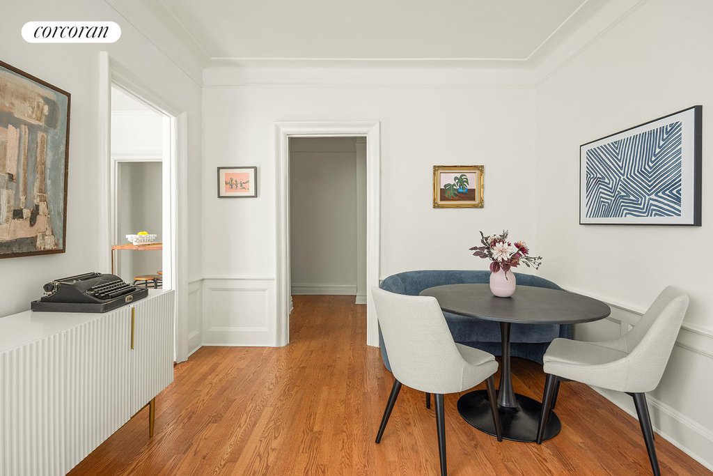 856 43rd Street, Unit 7 photo 3