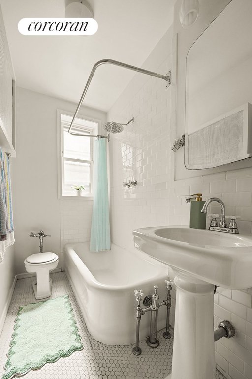 856 43rd Street, Unit 7 photo 9