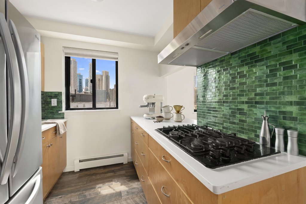 50 Henry Street, Unit 7B photo 3