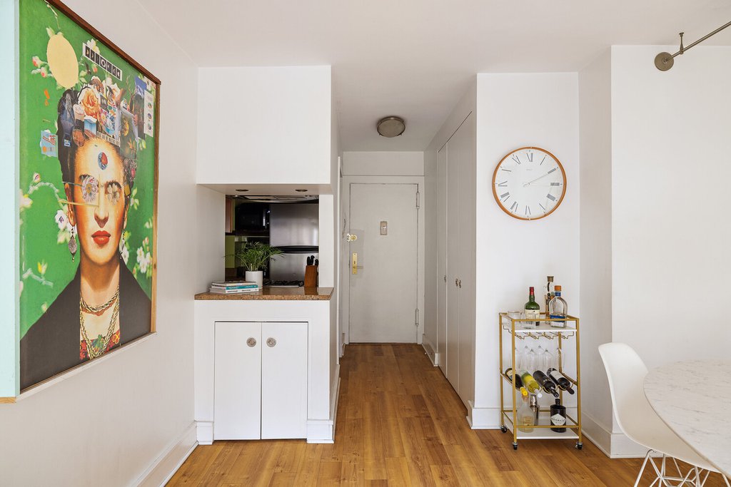 31 Jane Street, Unit 2D photo 7
