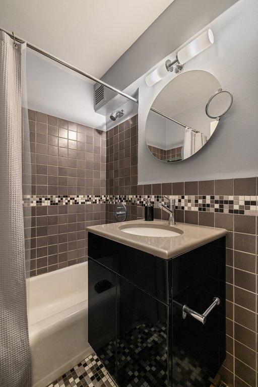 31 Jane Street, Unit 2D photo 9