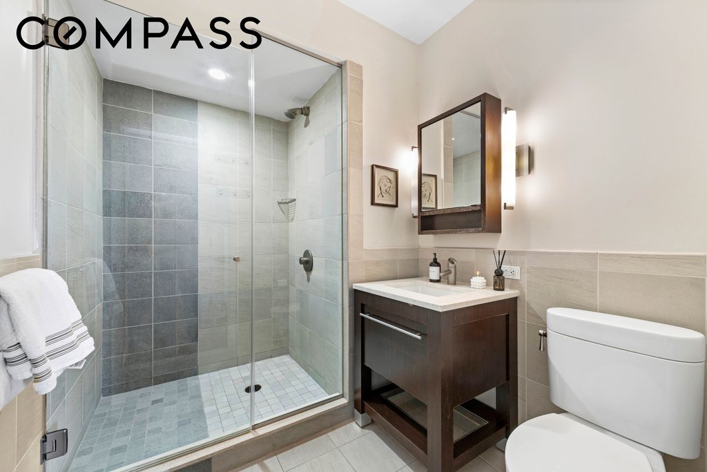101 West 24th Street, Unit 15B photo 11