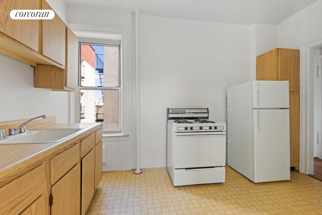 531 41st Street, Unit C10 photo 6