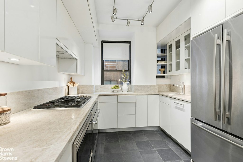 128 Central Park South, Unit 11A photo 6