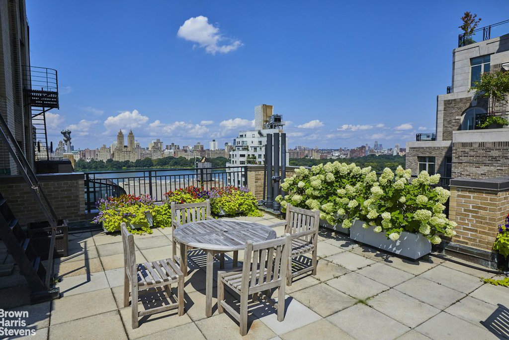 19 East 88th Street, Unit 8C photo 8