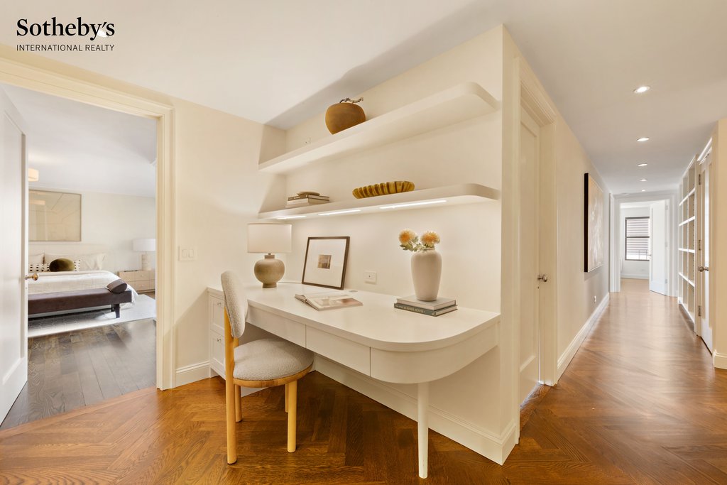 166 East 61st Street, Unit 11F photo 9