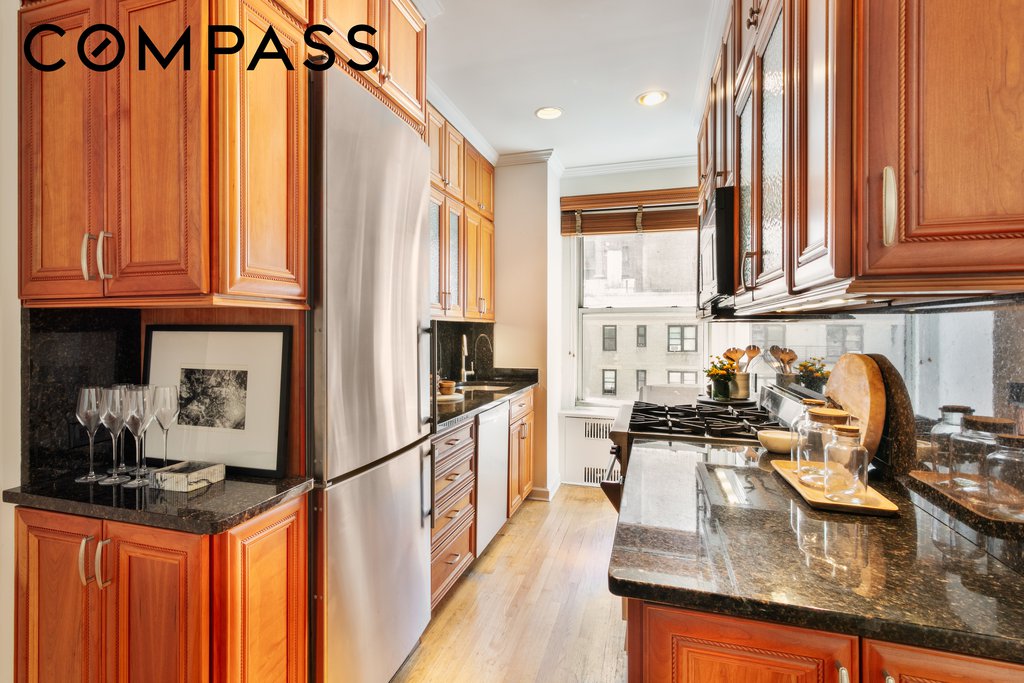 263 West End Avenue, Unit 6F photo 3