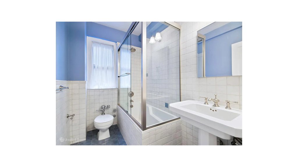 400 East 52nd Street, Unit 1F photo 4