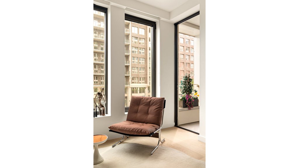 58 Saint Marks Place, Unit 301 photo 4