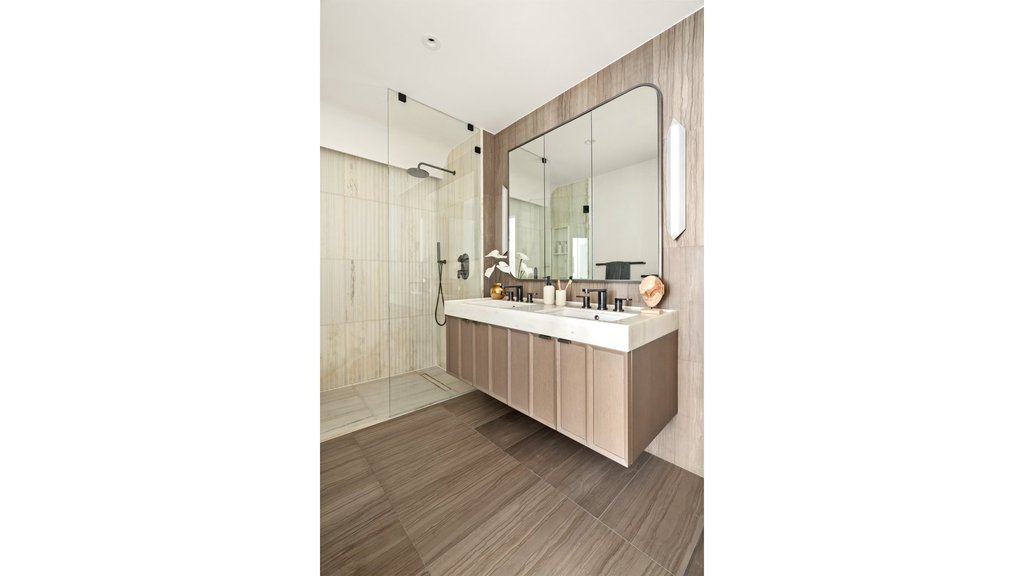 58 Saint Marks Place, Unit 301 photo 10