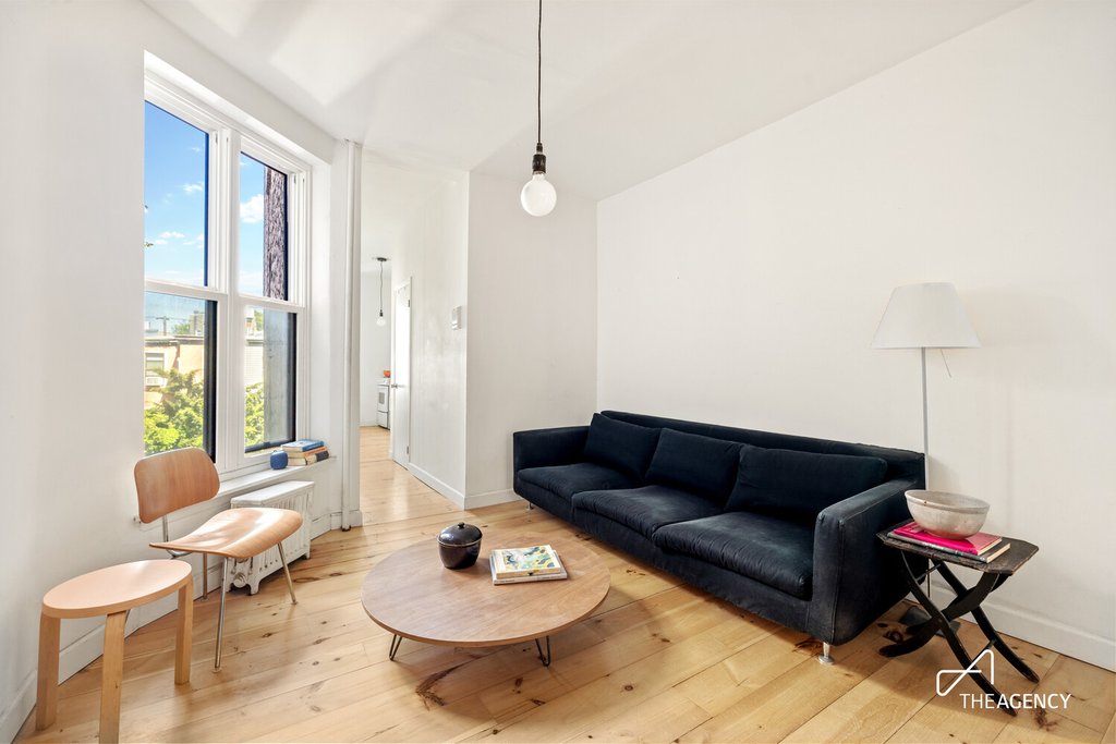 582 Morgan Avenue, Unit 3A