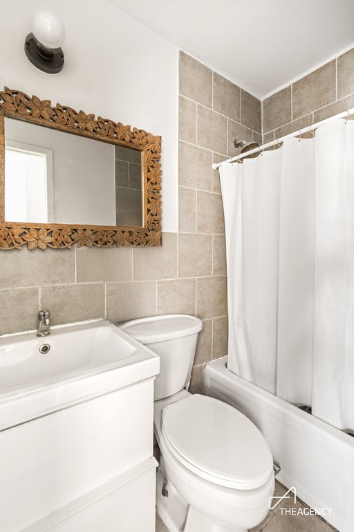 582 Morgan Avenue, Unit 3A photo 6