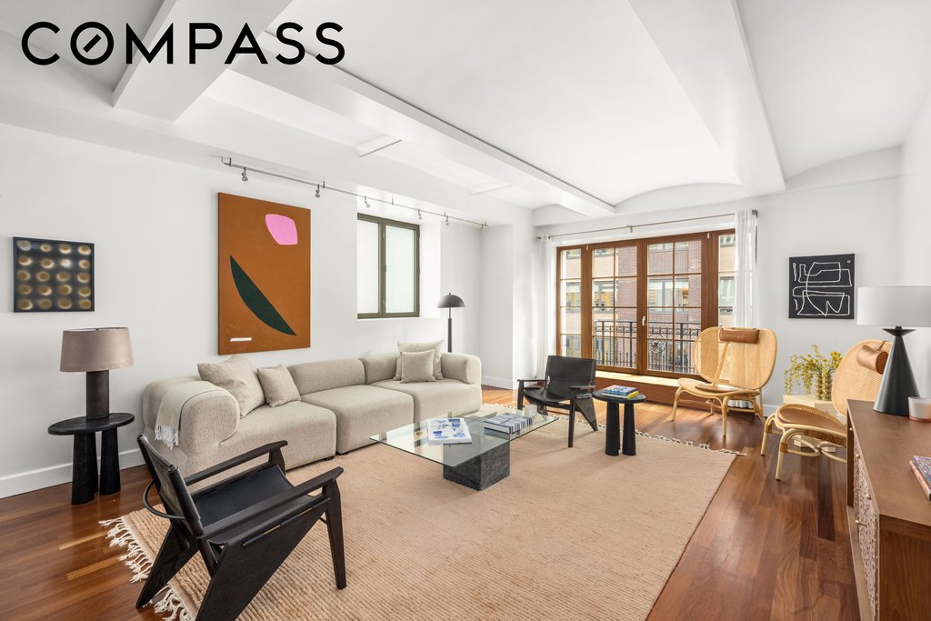 43 West 64th Street, Unit 7B photo 4