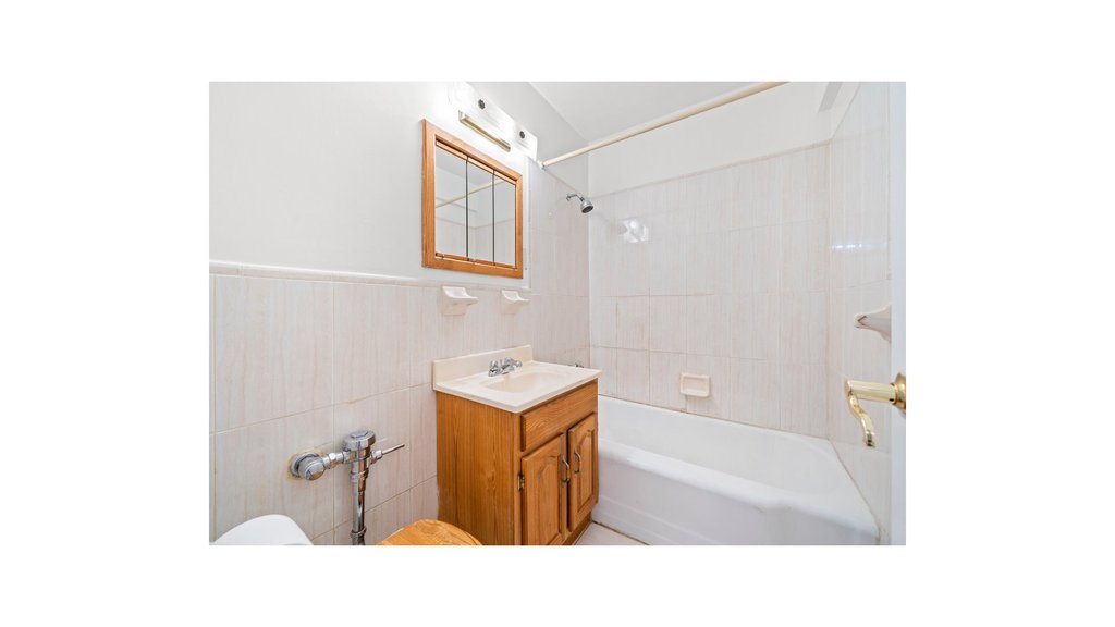 6300 Riverdale Avenue, Unit 5A photo 13