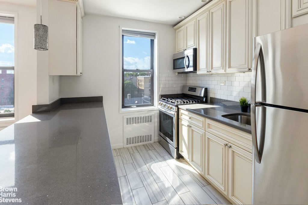 37-30 83rd Street, Unit 6G photo 3