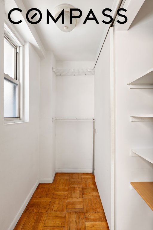 139 East 33rd Street, Unit 5O photo 6