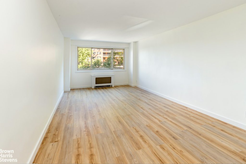 2621 Palisade avenue, Unit 1G photo 3