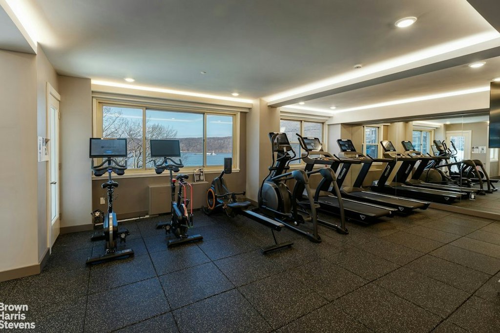 2621 Palisade avenue, Unit 1G photo 16